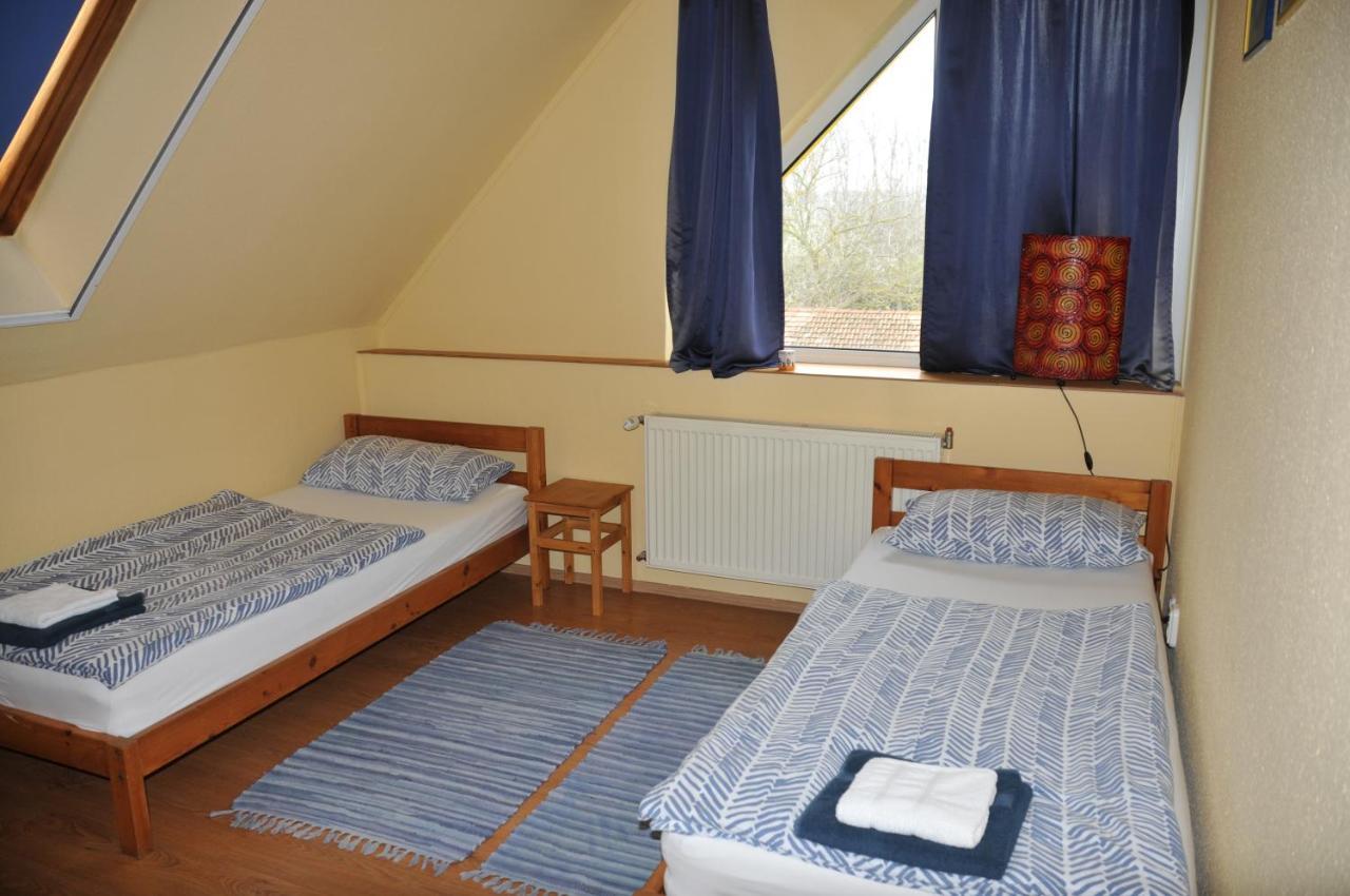 Apostag Casa Napsugar Panzio Bed & Breakfast 部屋 写真